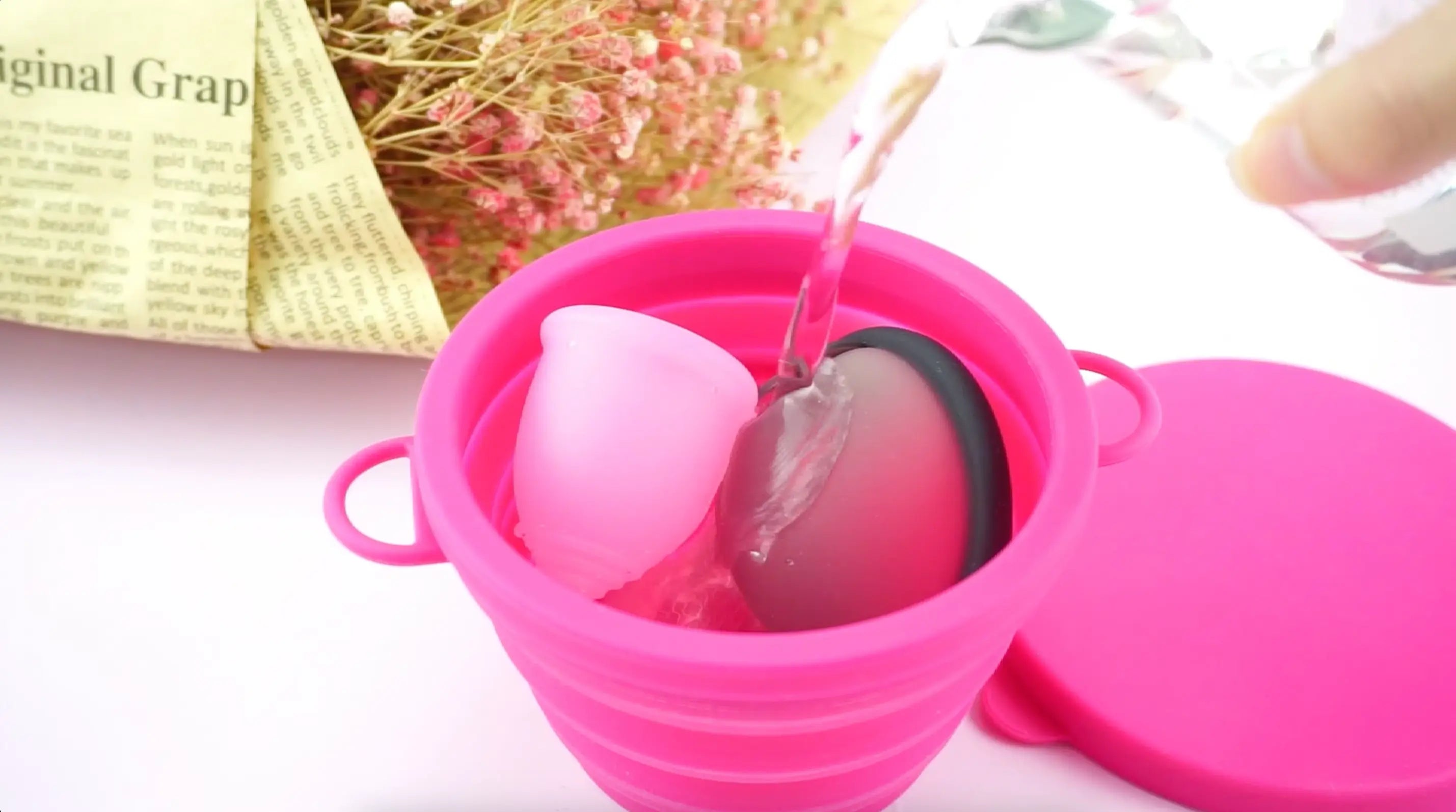 Cargar vídeo: Cómo funciona el disco menstrual con pestaña